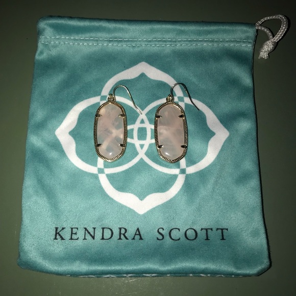 Kendra Scott Elle Earrings - Picture 1 of 2